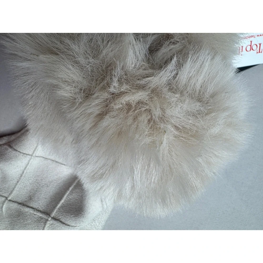 Top It Off Cream Faux Suede Quilted Gloves Faux Fur Trim Touch Screen flirty